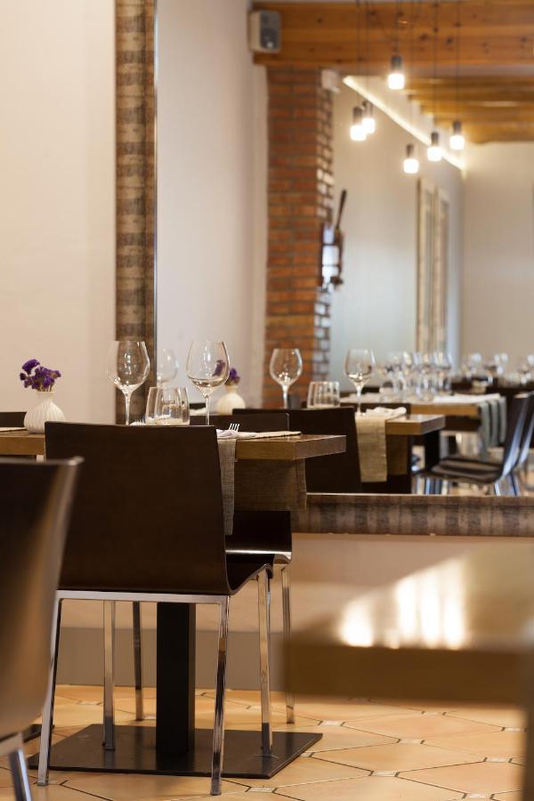 Hostal Restaurant Roma Cubells المظهر الخارجي الصورة