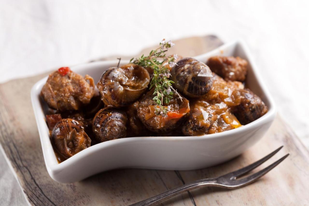 Hostal Restaurant Roma Cubells المظهر الخارجي الصورة